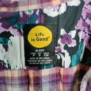 Life is good plaid night gown